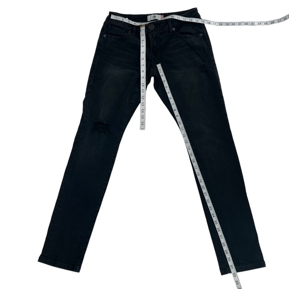 CAbi Black Slim Boyfriend Jeans Size 2 Women's - Picture 4 of 5